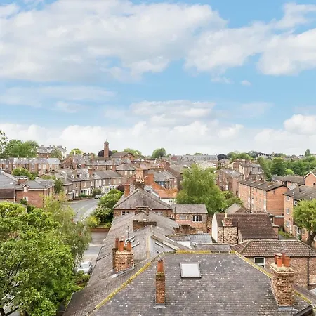 No 49 The Walk Great For Centre Train And Racecourse Apartman
